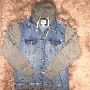 JEAN JACKET HOODIE (M)